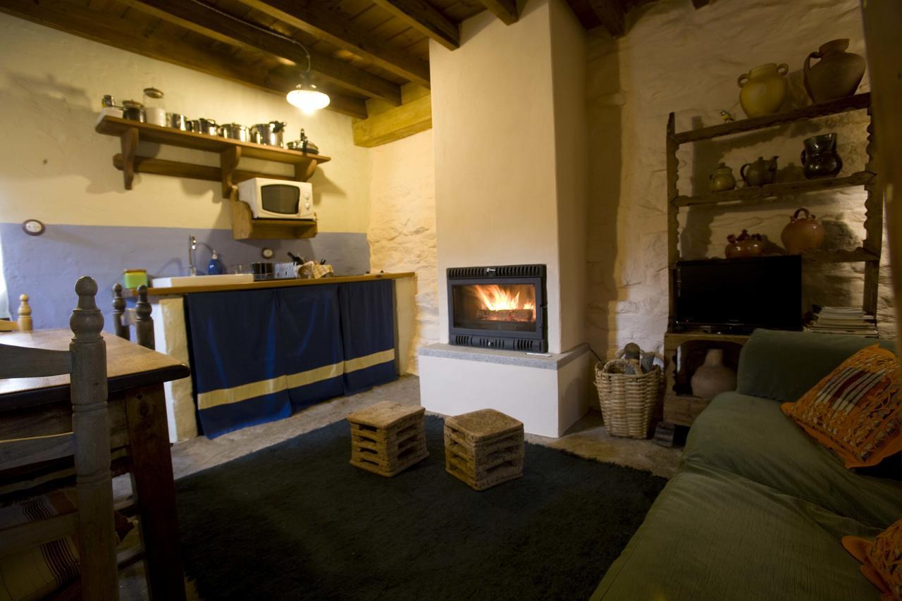 La Casa De Los Arribes Fornillos de Fermoselle Eksteriør billede